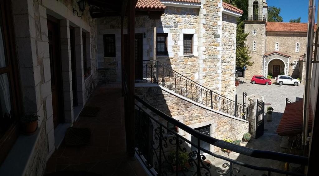 Hotel Ξενωνασ Σελινουντα à Kosmás Extérieur photo