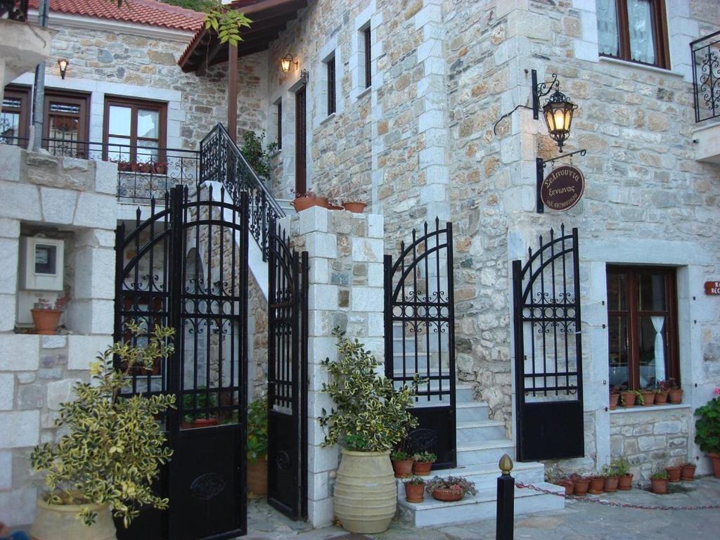 Hotel Ξενωνασ Σελινουντα à Kosmás Extérieur photo