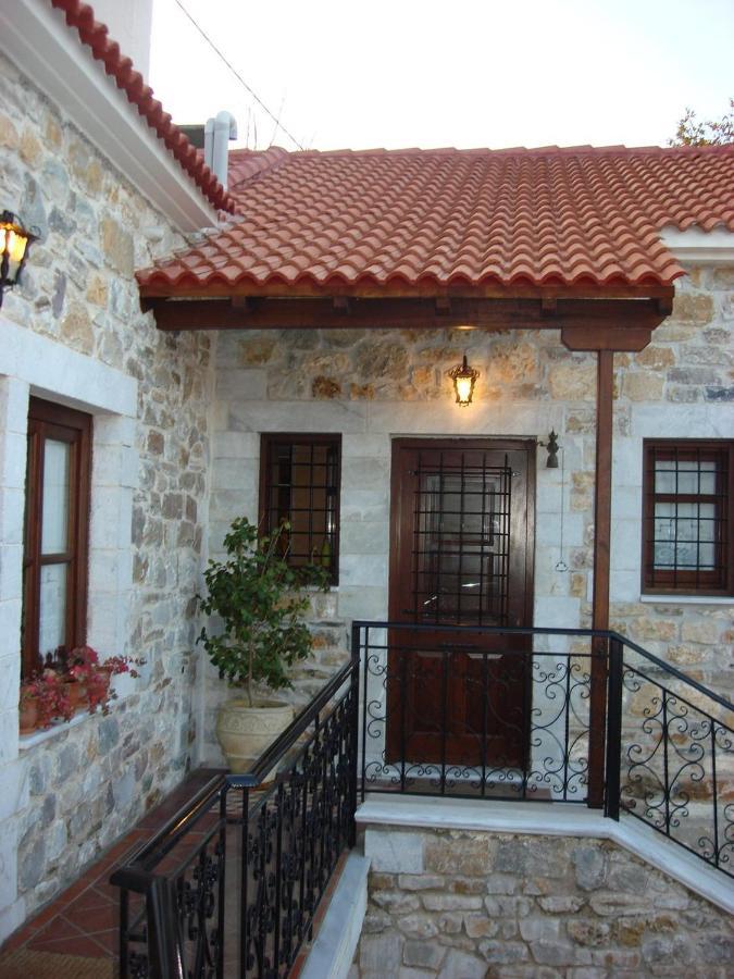 Hotel Ξενωνασ Σελινουντα à Kosmás Extérieur photo