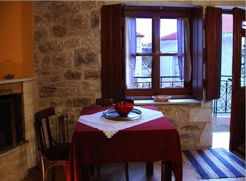Hotel Ξενωνασ Σελινουντα à Kosmás Extérieur photo